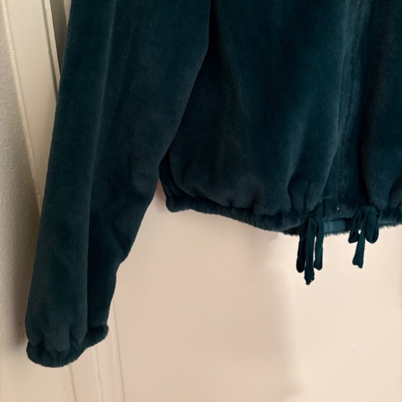 VS PINK Know.One.Cares Fleece Jacket - Picture 6 of 7